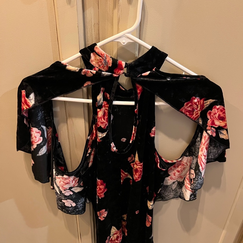 VENUS Black and Red Floral Top